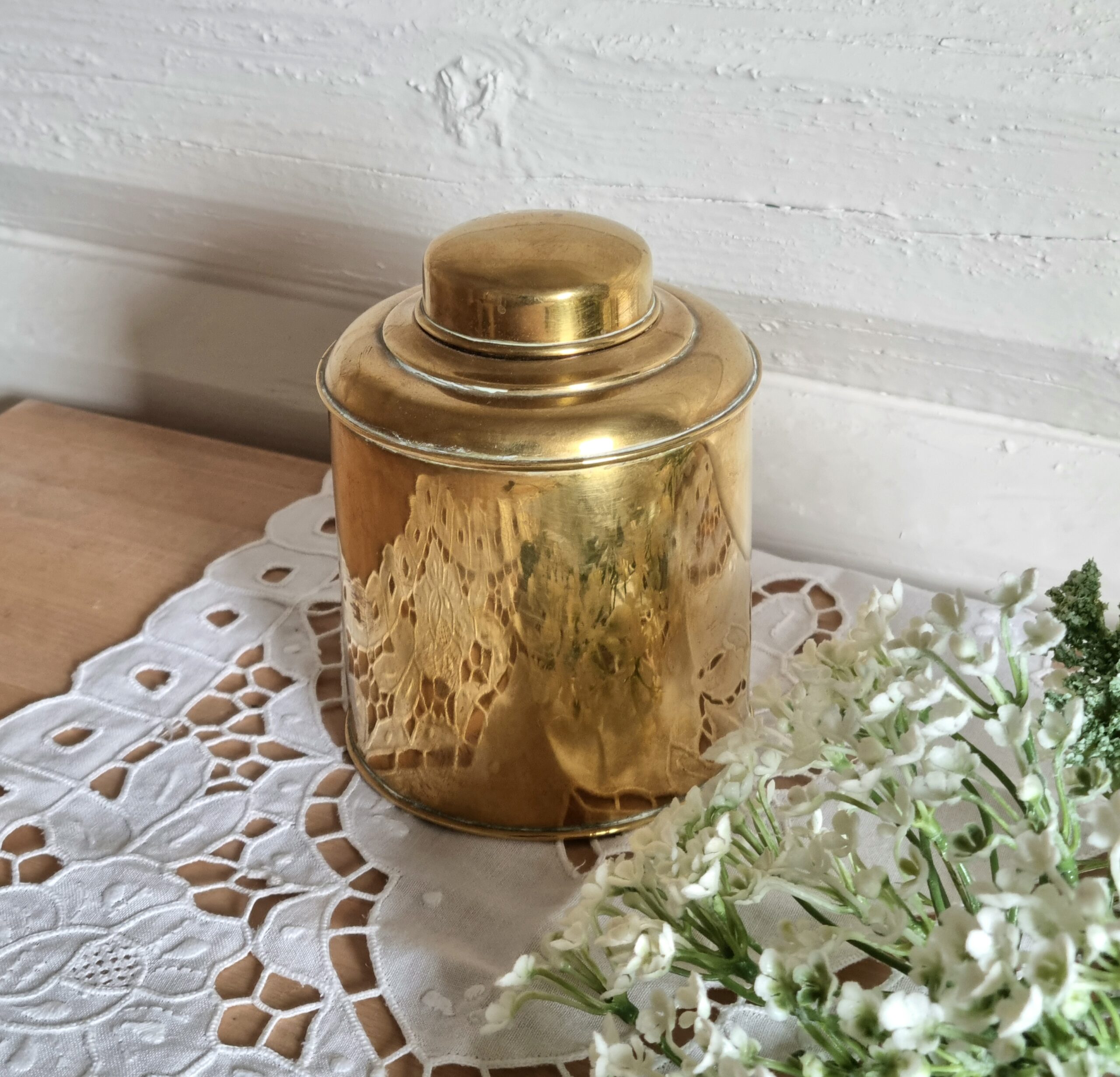 Flot messing tedåse i fin stand