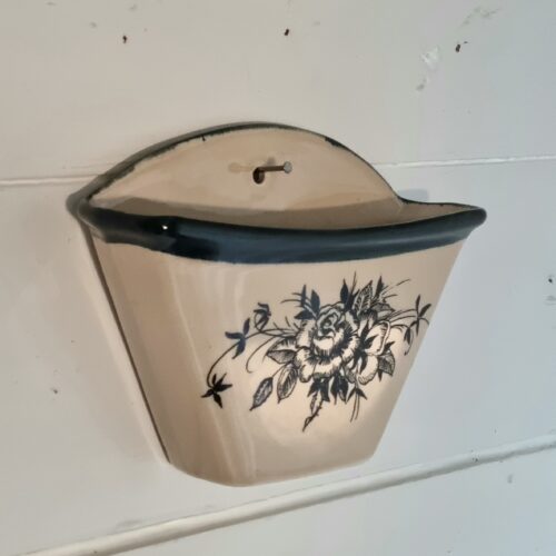 Aksini kaffefilter holder i stentøj – i flot stand