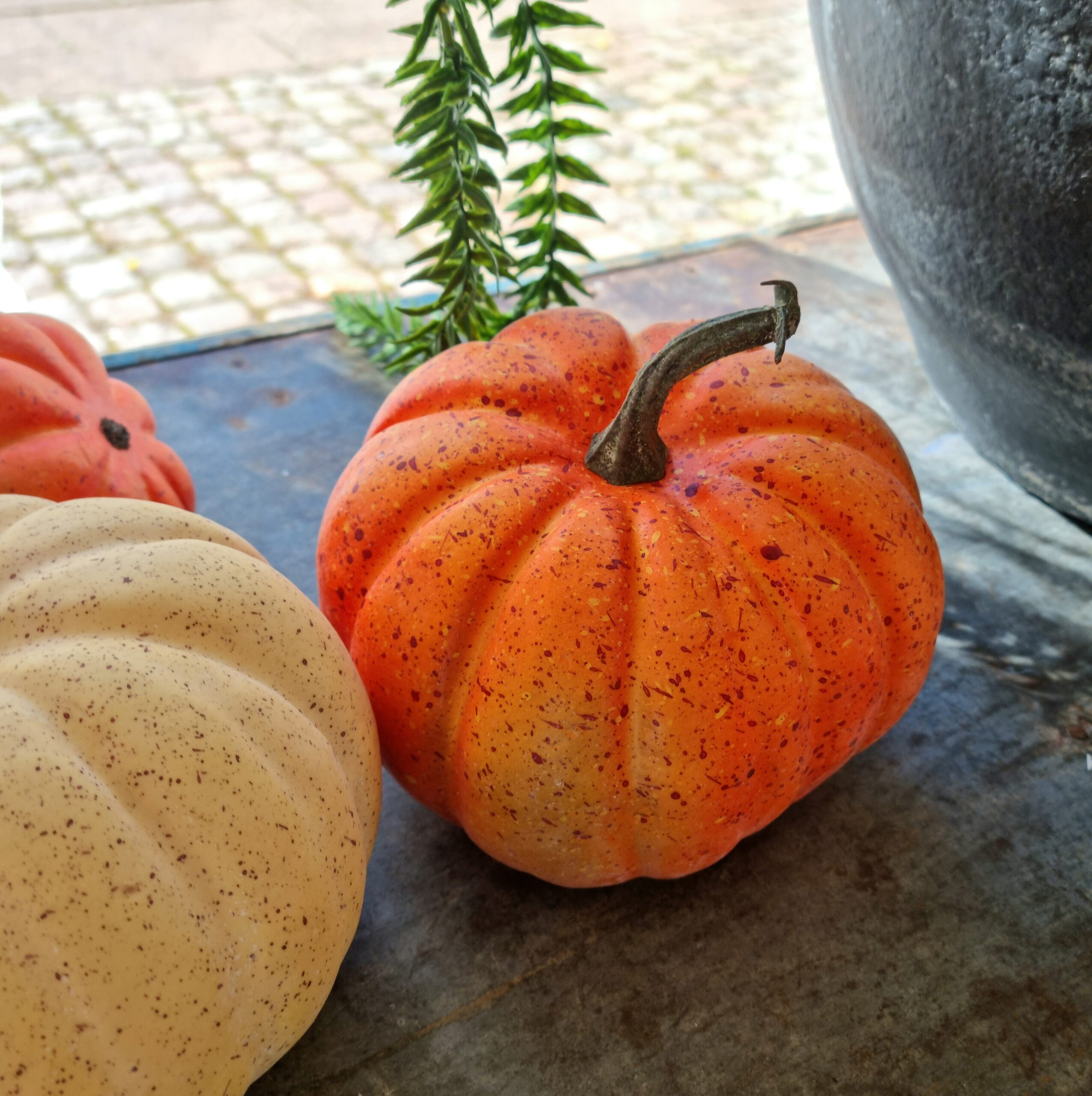 Flotte kunstige græskar - orange stor str.