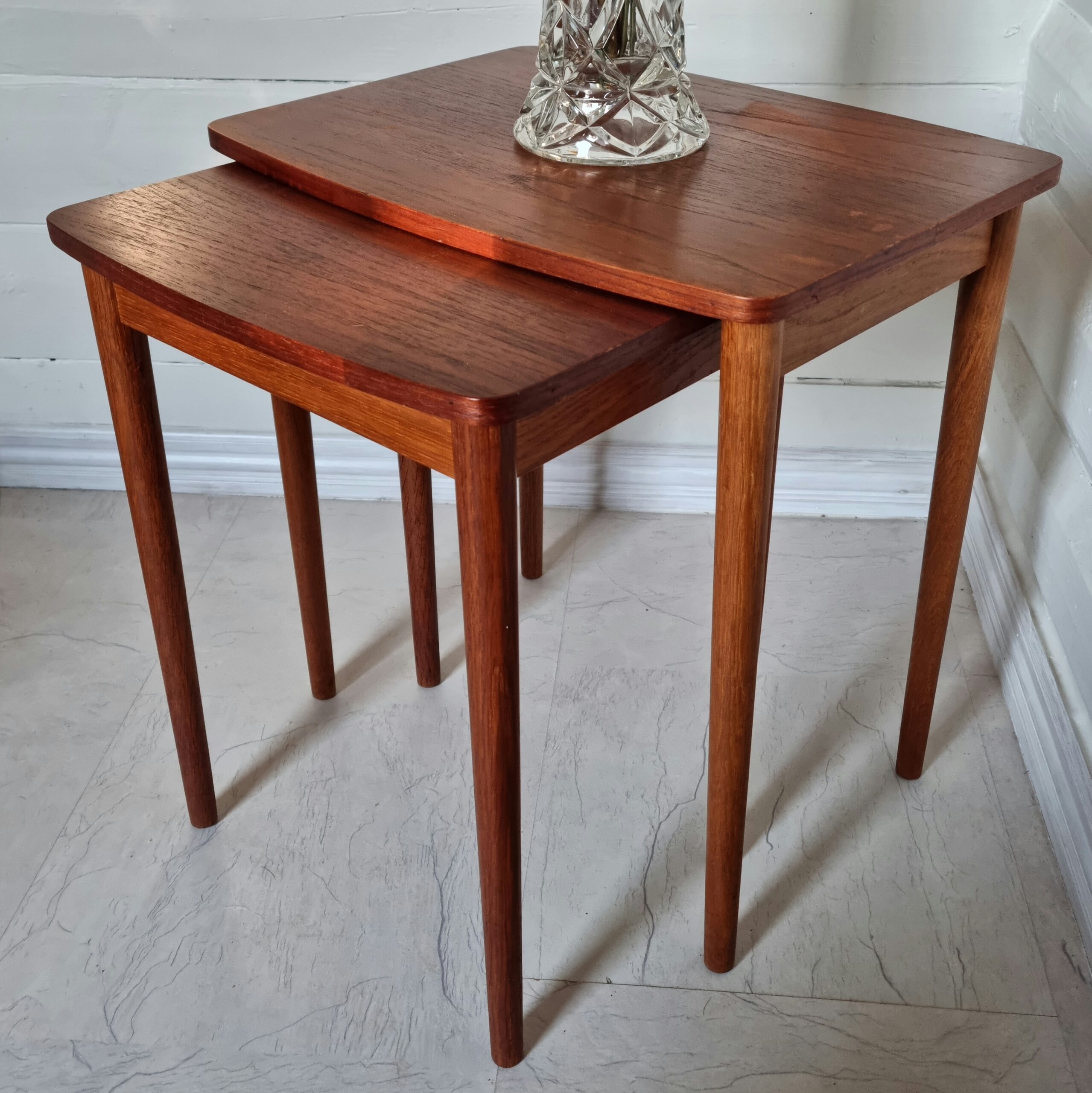 Flotte retro teak indskudsborde
