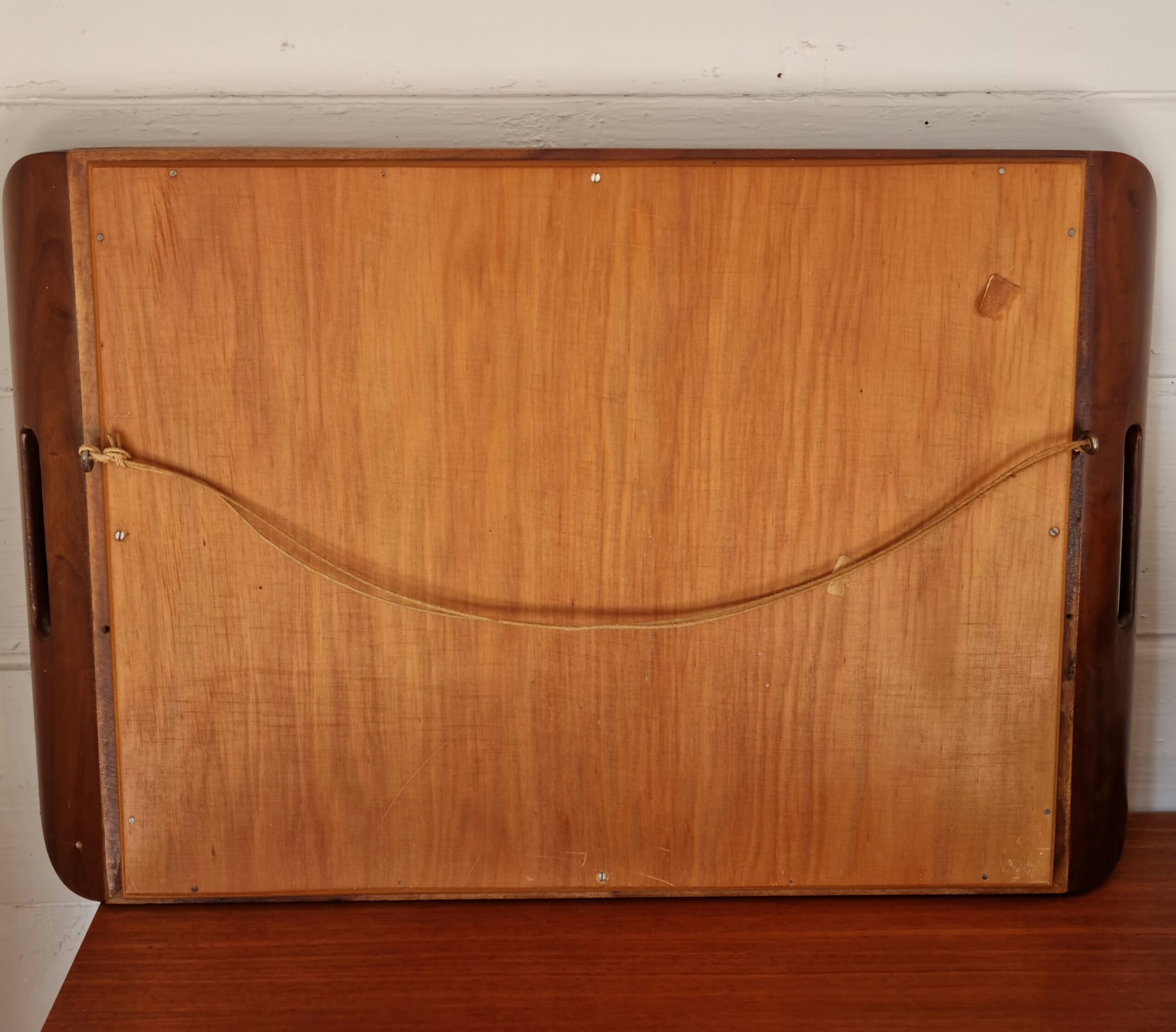 Flot vintage Sommerfugle bakke i flot stand