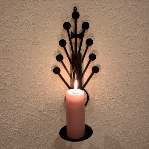 Dantoft vægstage med smuk glassten