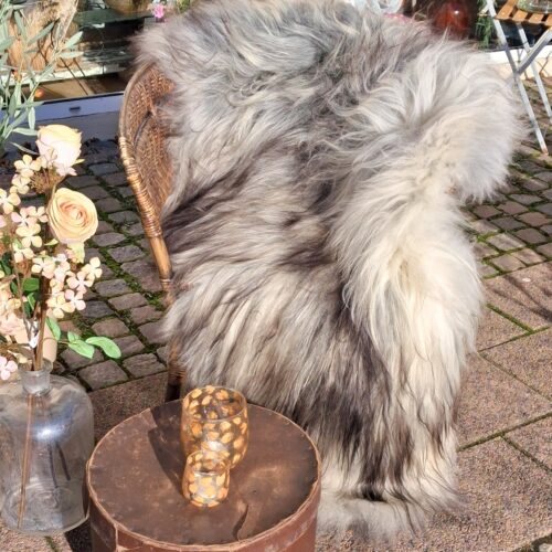 Meleret langhåret lammeskind – lækkert stort