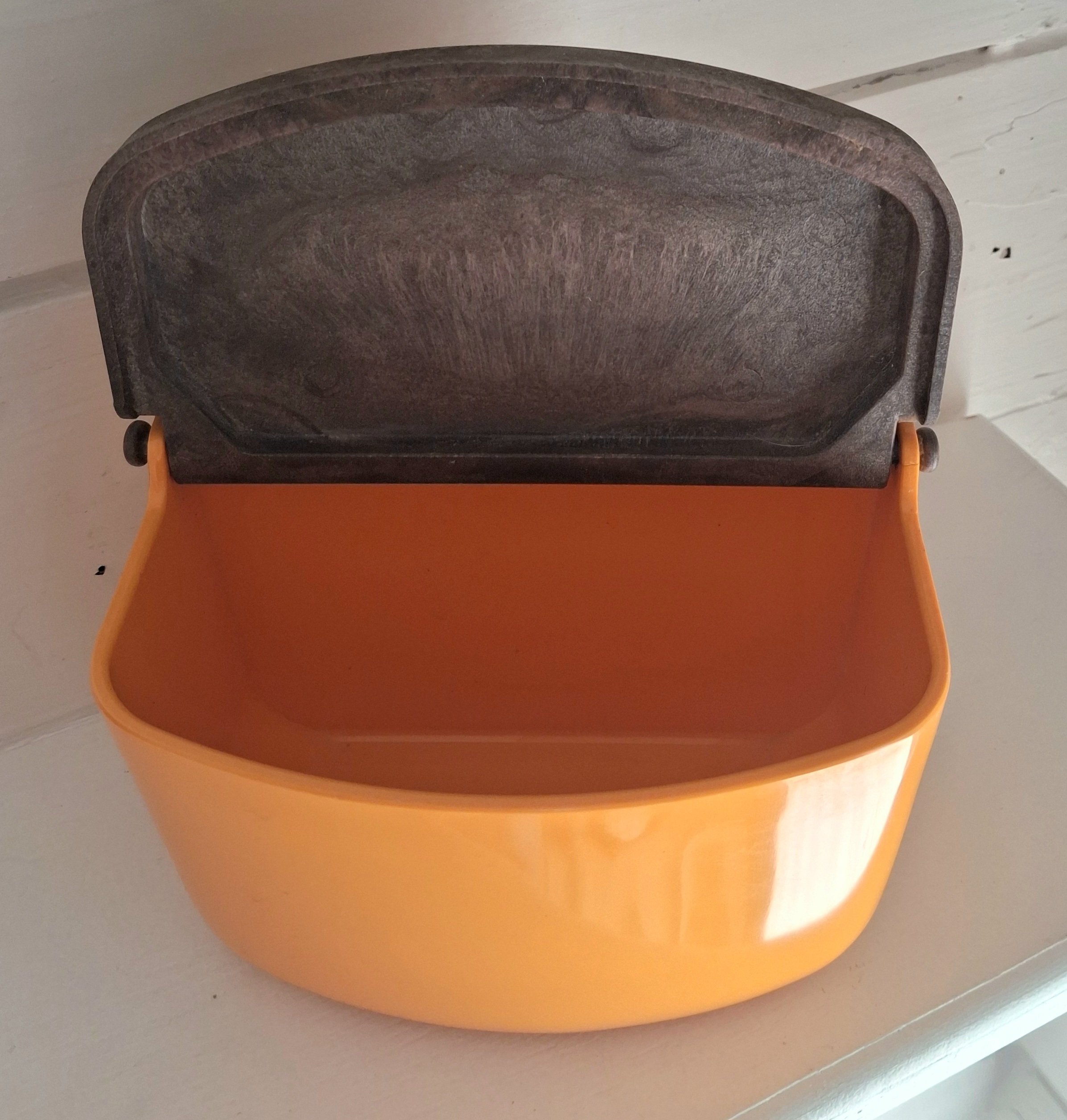 Flot gult Rosti saltkar i plast med låg - Billede 3