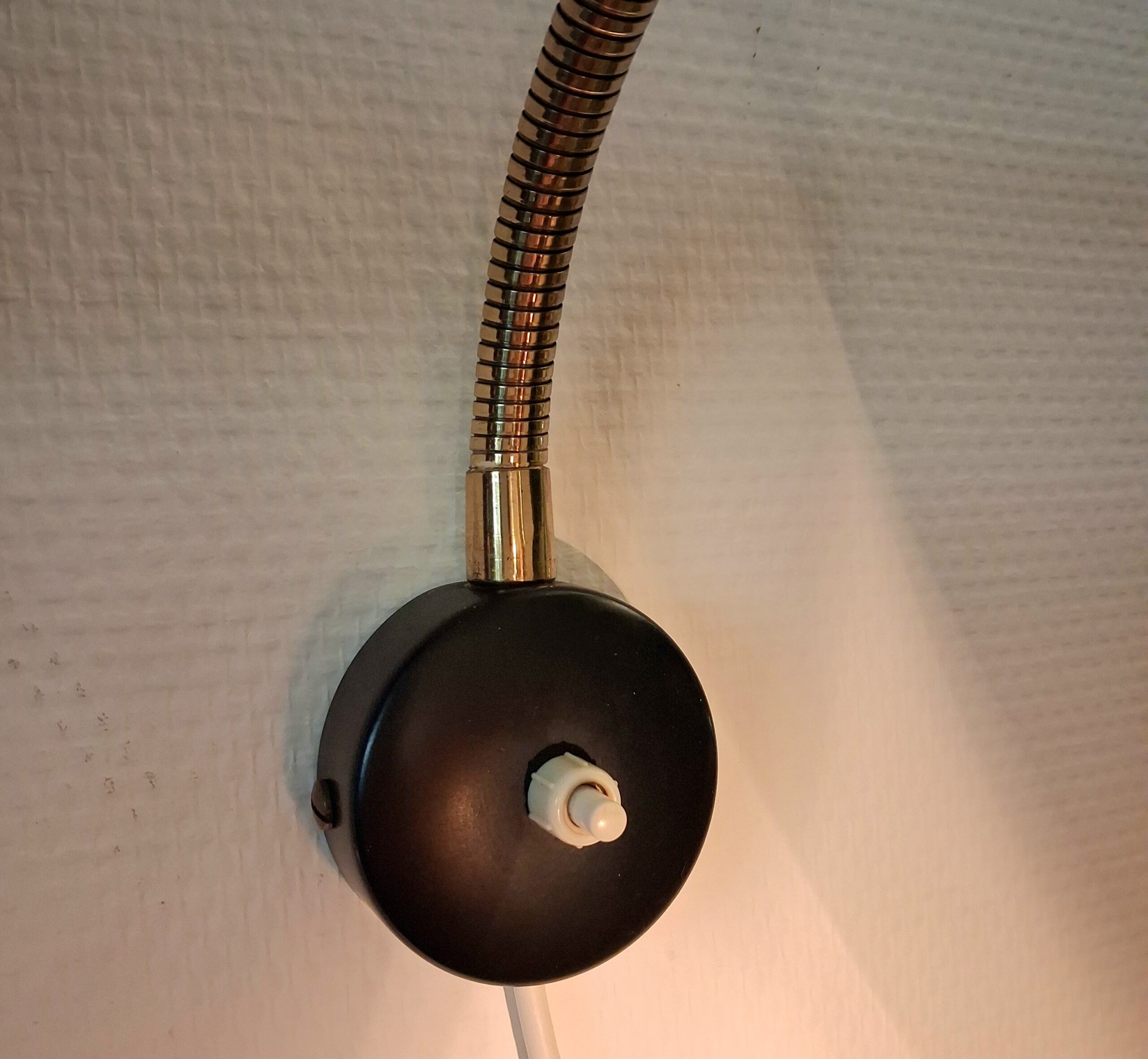 Flot retro væglampet i messing og kobber