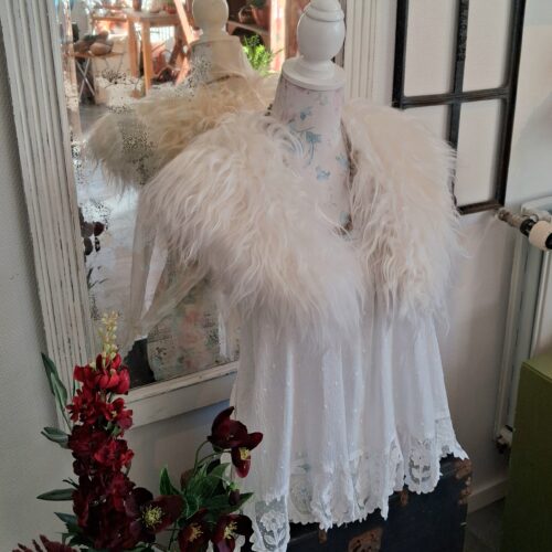 Lækker lammeskinds pelskrave – hvid langhåret