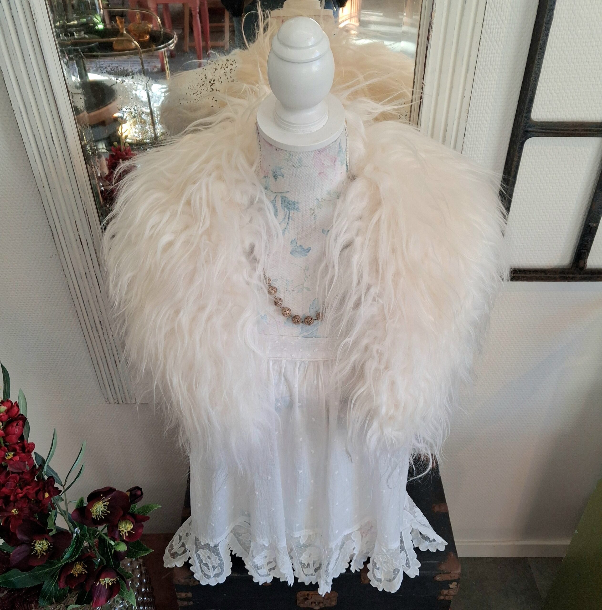 Lækker lammeskinds pelskrave - hvid langhåret