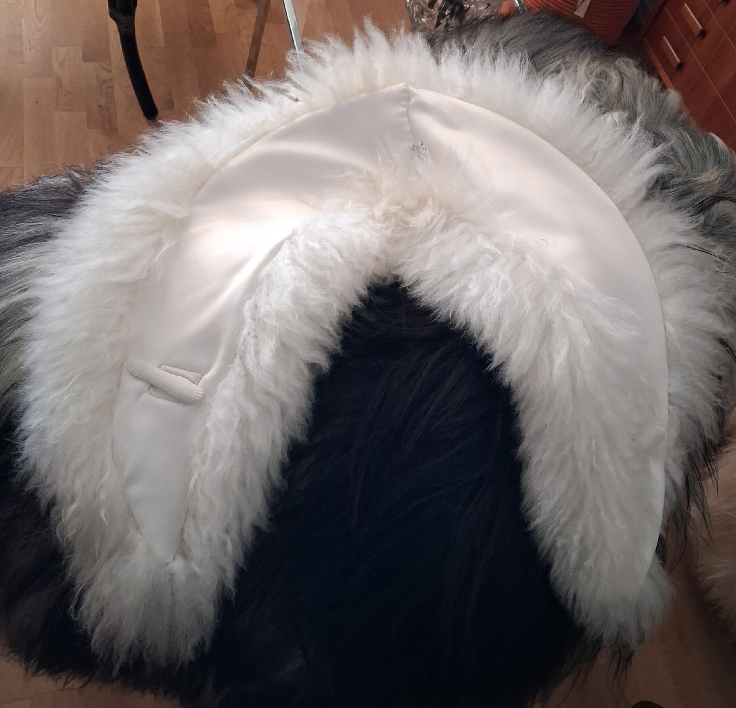Lækker lammeskinds pelskrave - hvid