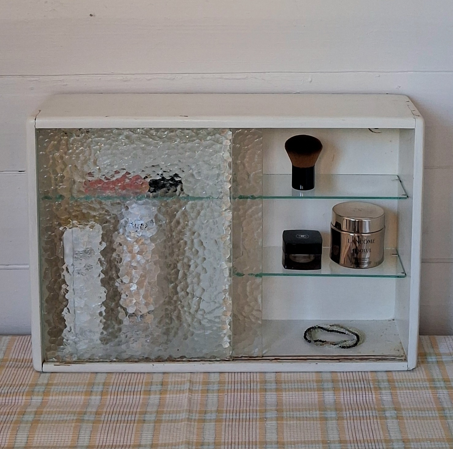 Flot retro medicinskab