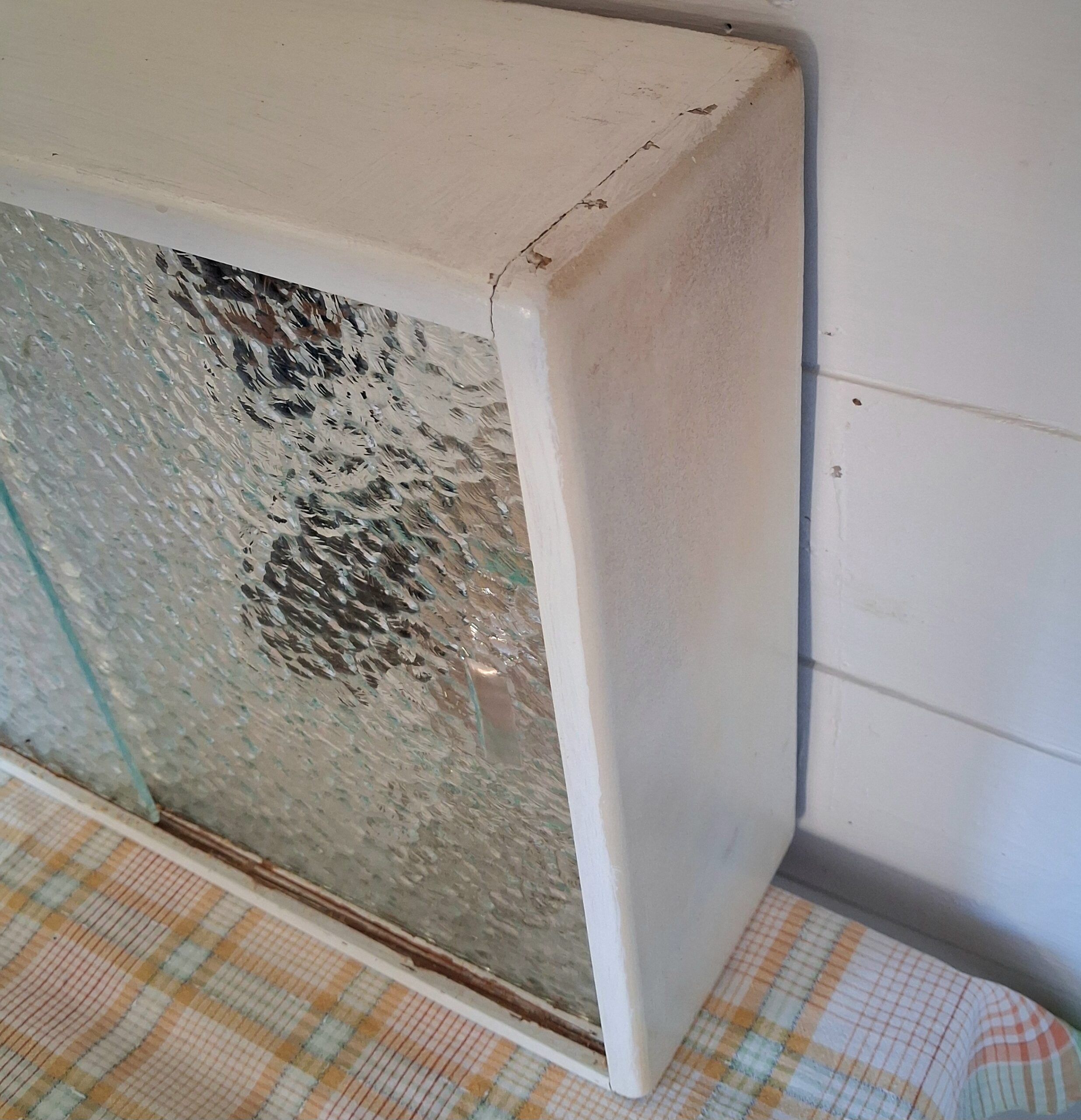 Flot retro medicinskab