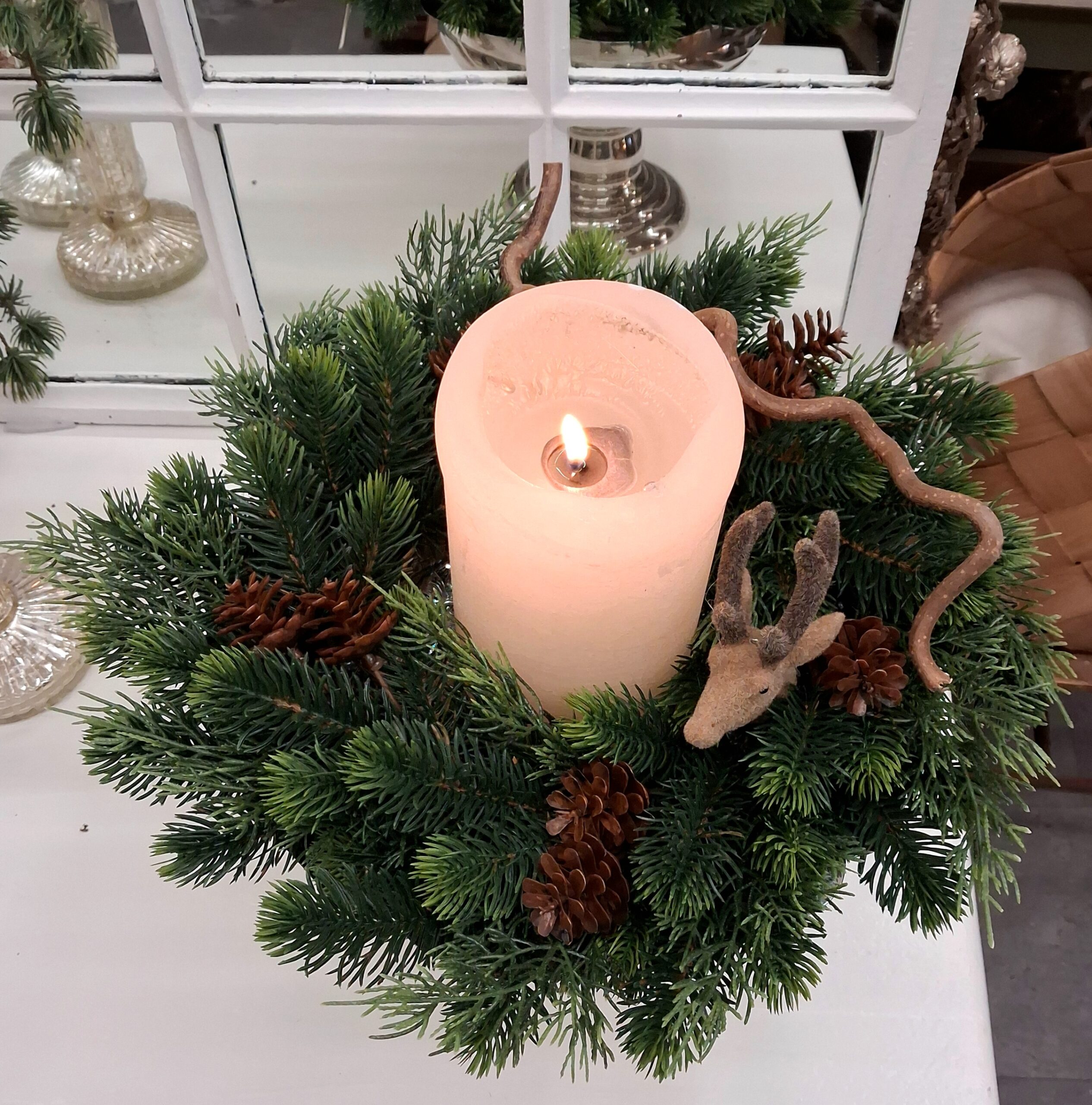 Gran krans med kogler