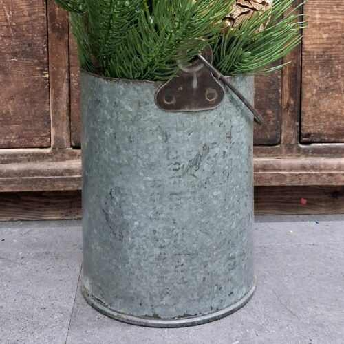 Flot rustik jernspand med hank – recycled