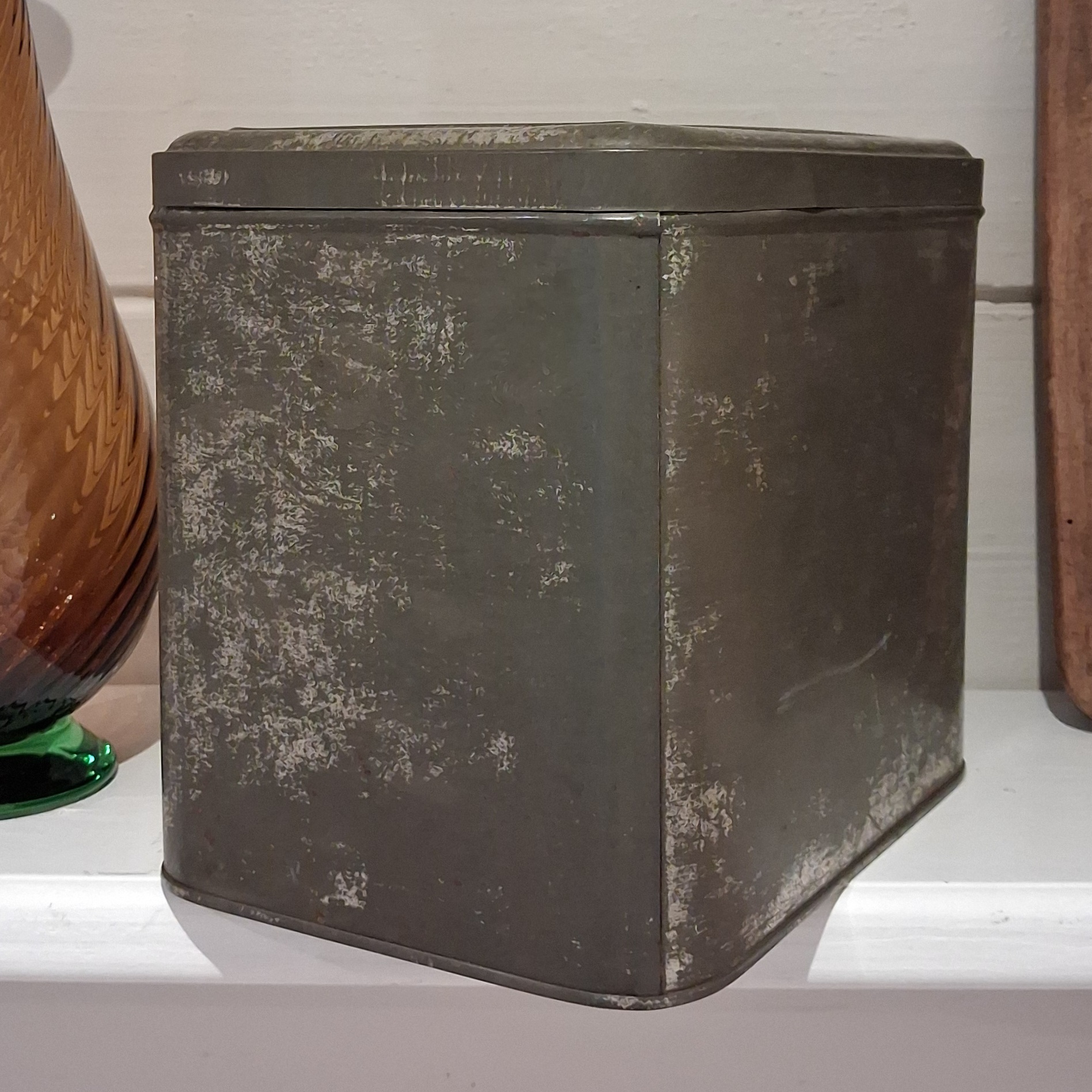 Flot rustik stor dåse