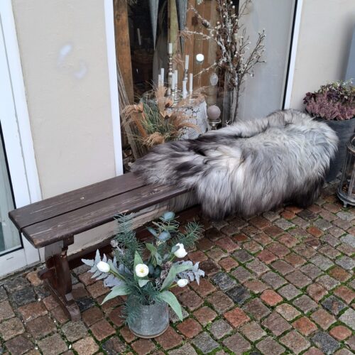 Flot og solid gammel bænk – fint patineret