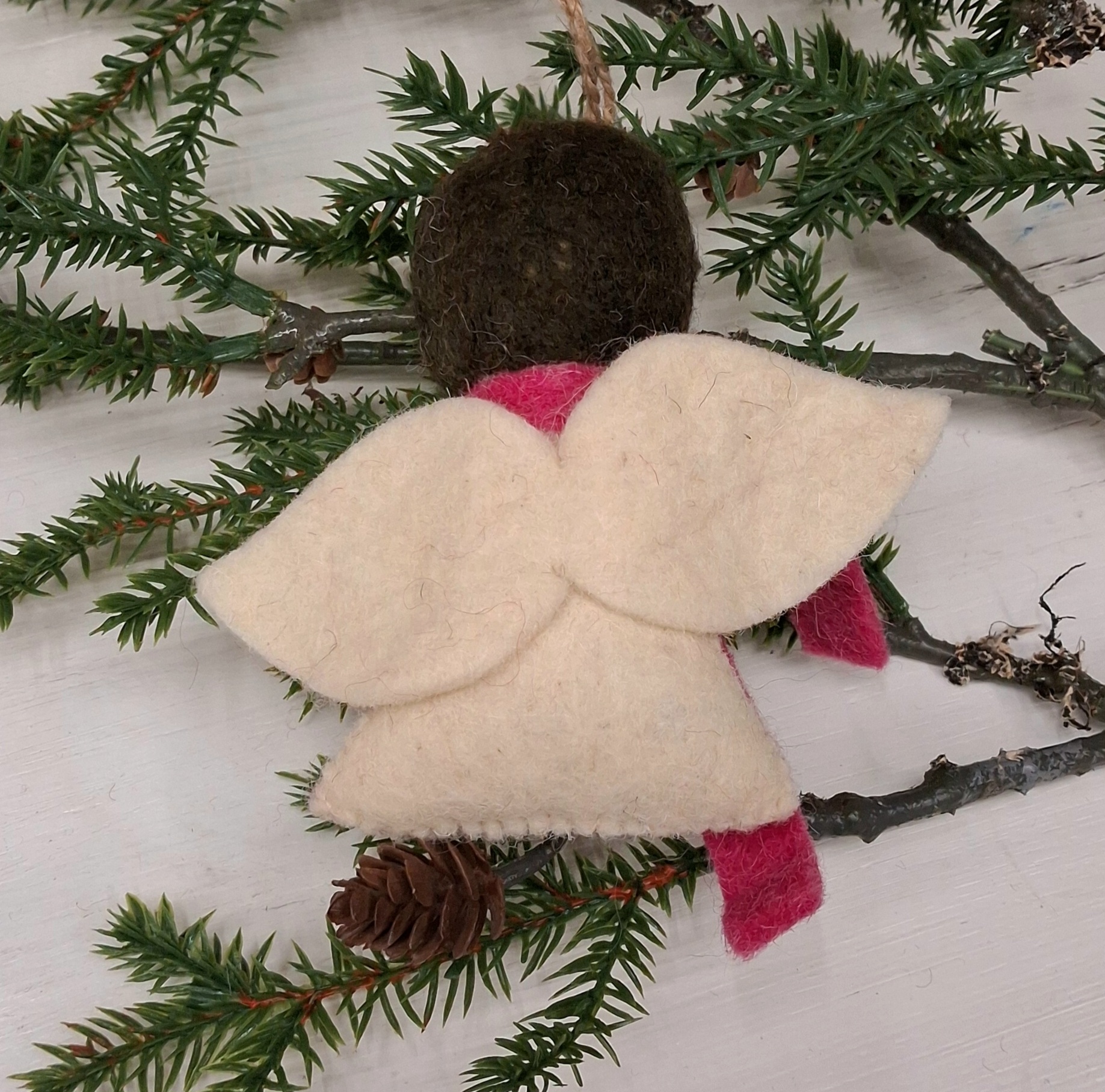 Sød juleengel i filt