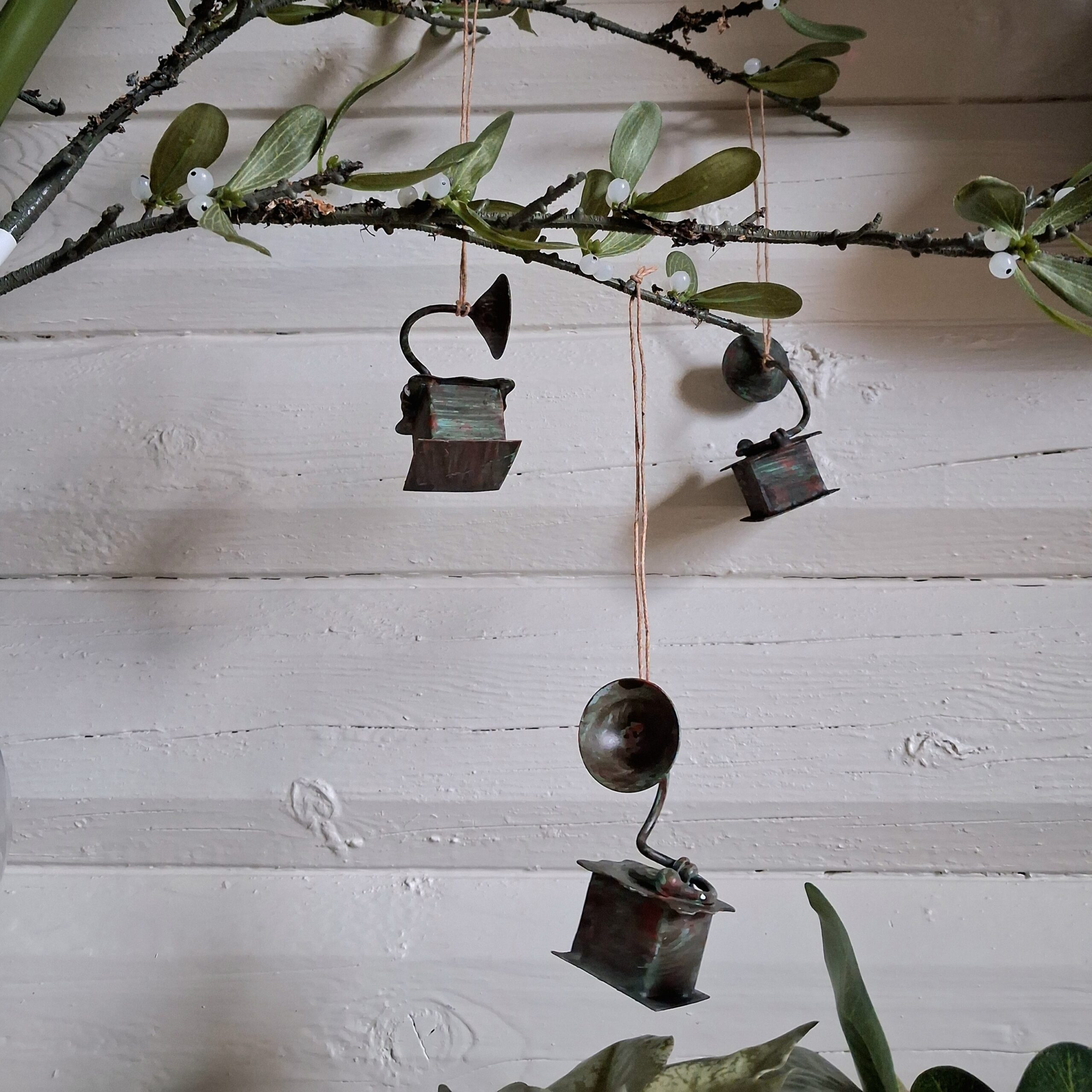 Rustik julepynt -Grammofon - recycled jern