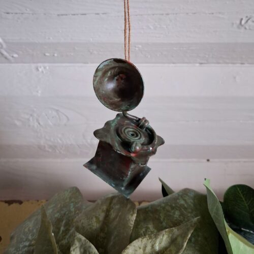 Rustik julepynt – grammofon – recycled jern