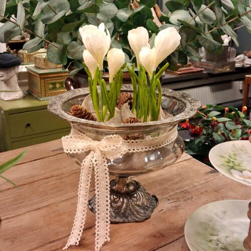 Flot opsats i glas og jern – meget elegant