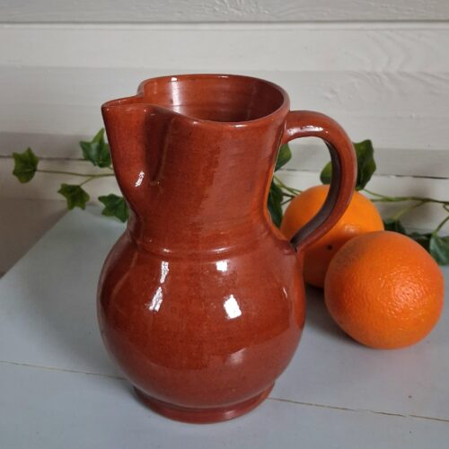 Sangria lerkande med hank i rødbrun glasur