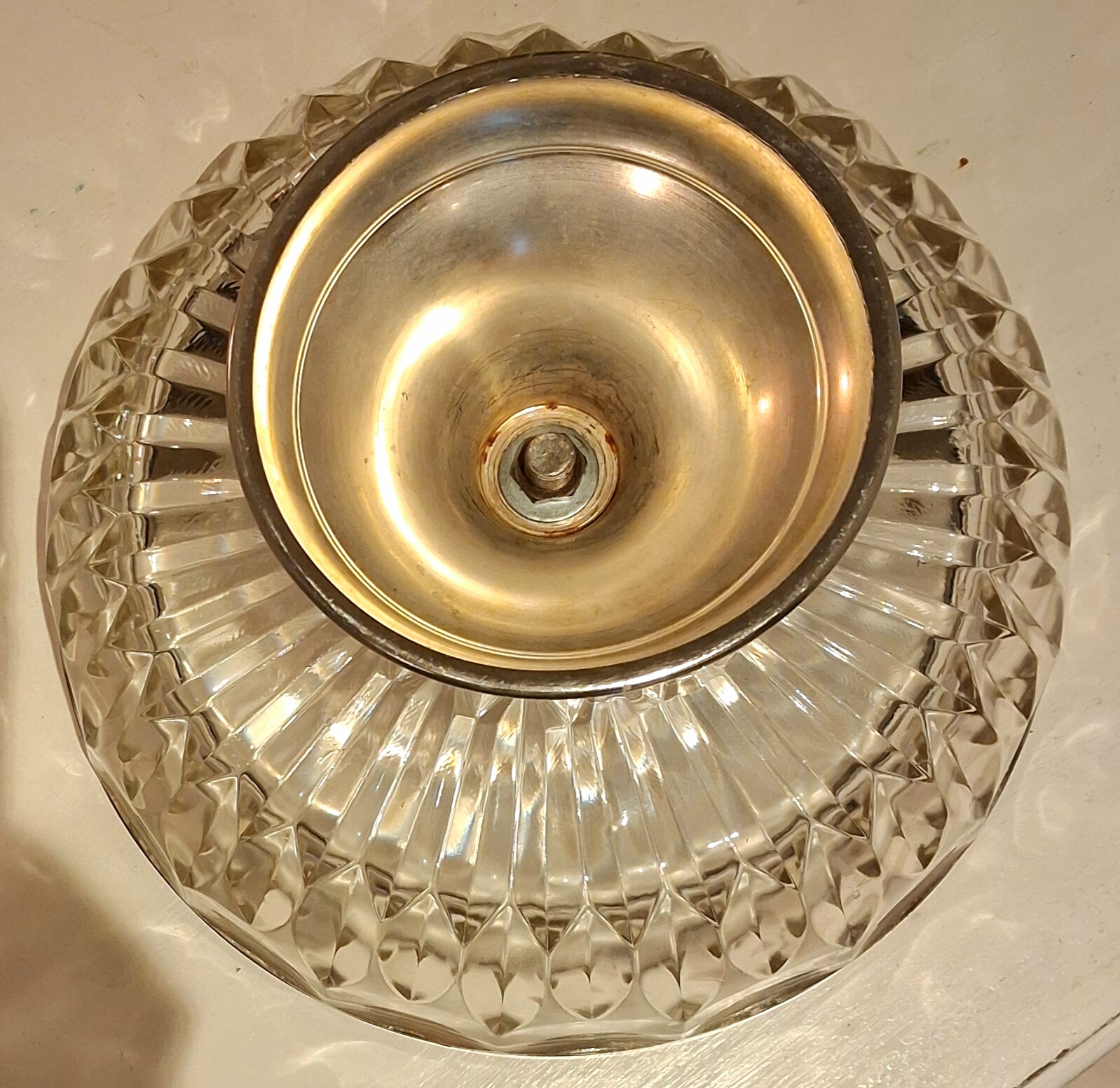 Flot opsats i glas og jern