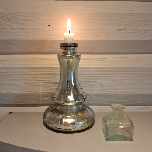 Fin “Fattigmands” lysestage – sød og romantisk