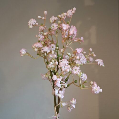 Fin lyserød Brudeslør – flot fyldig og flergrenet