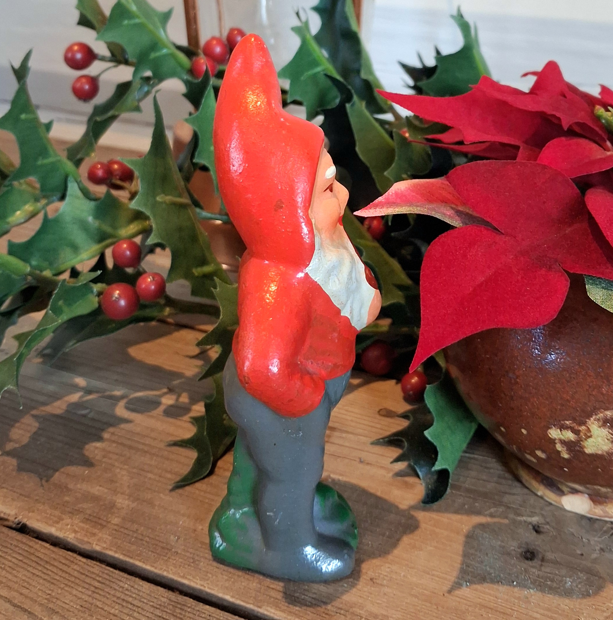 Den sødeste antikke nisse med pibe