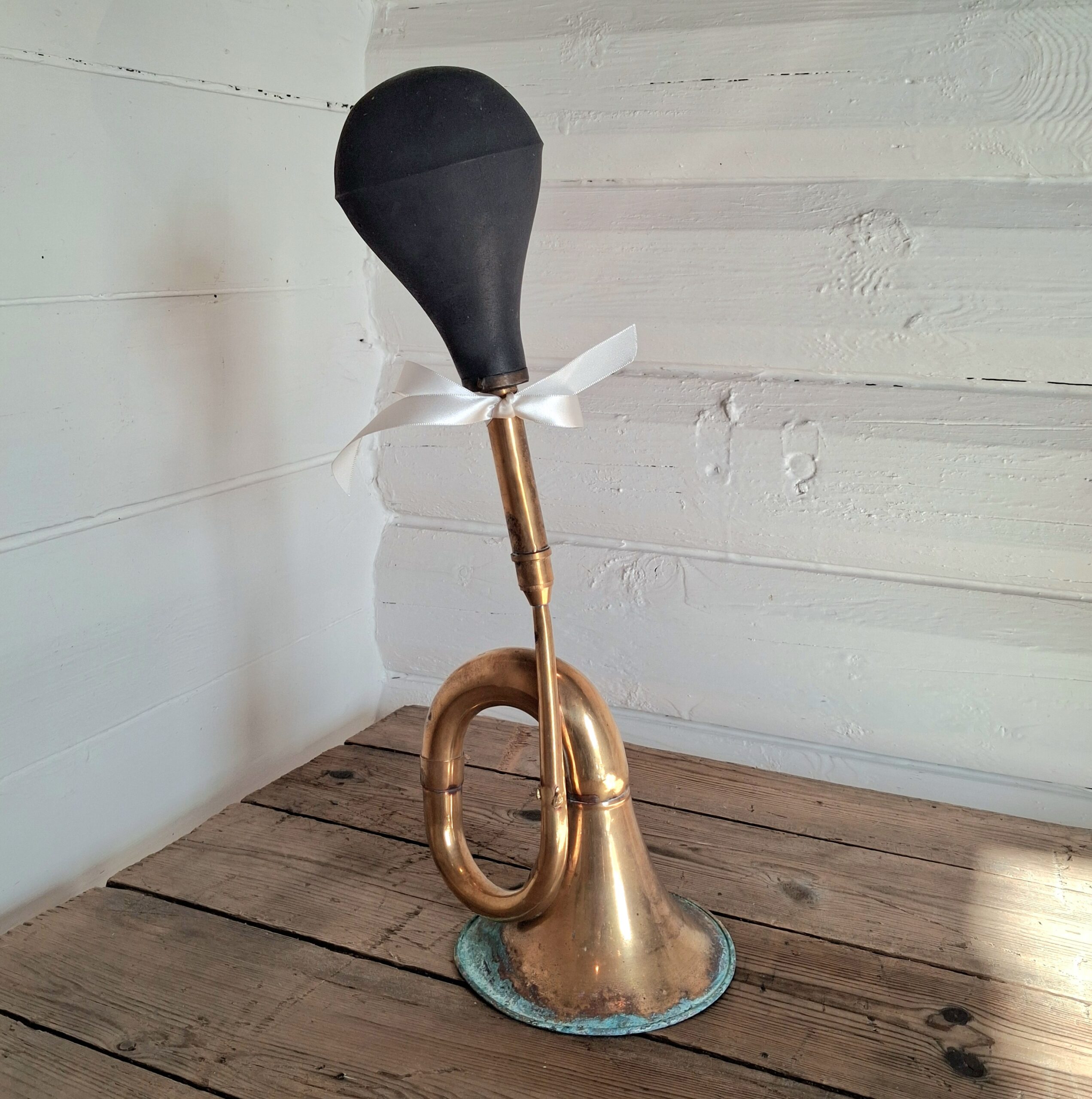 Stort flot gammelt messing båt horn