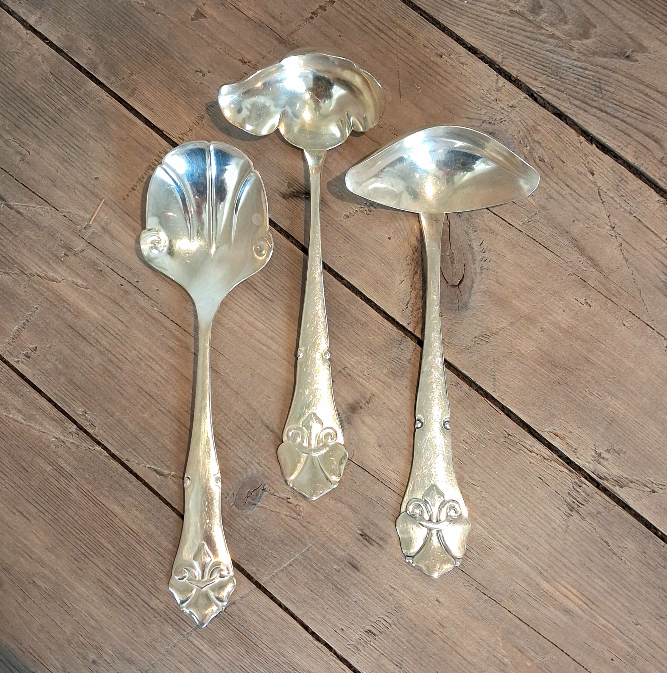 Elegant Fransk Lilje serverings bestik i pletsølv - sæt 3 dele