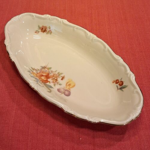 Sødt lille porcelæns fad i flot stand