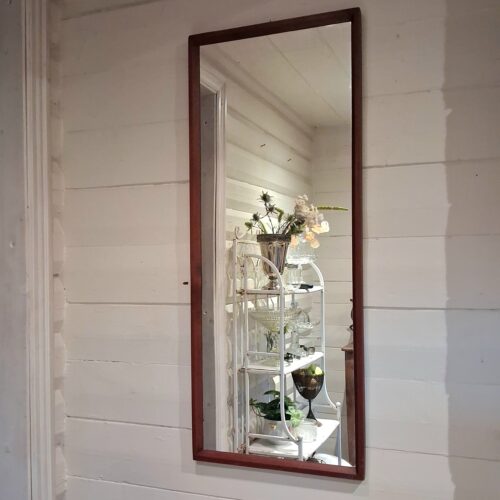 Smukt retro teak spejl – helt enkelt
