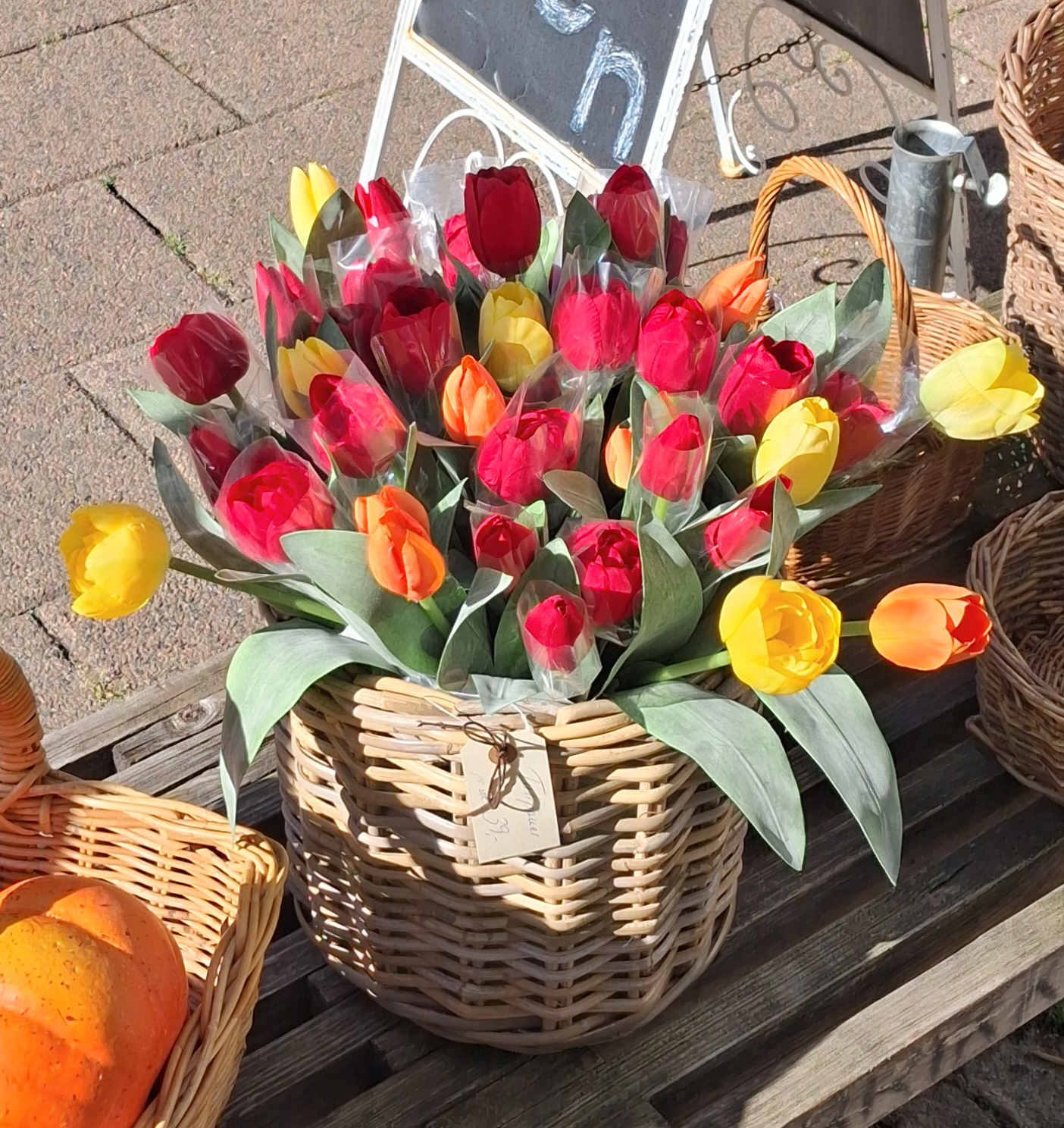 Smukke kunstige Tulipaner