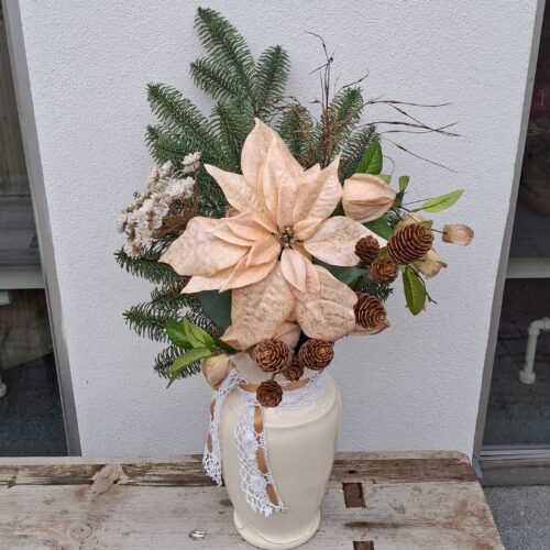 Elegant kunstig julestjerne stilk – flot metallic champagne